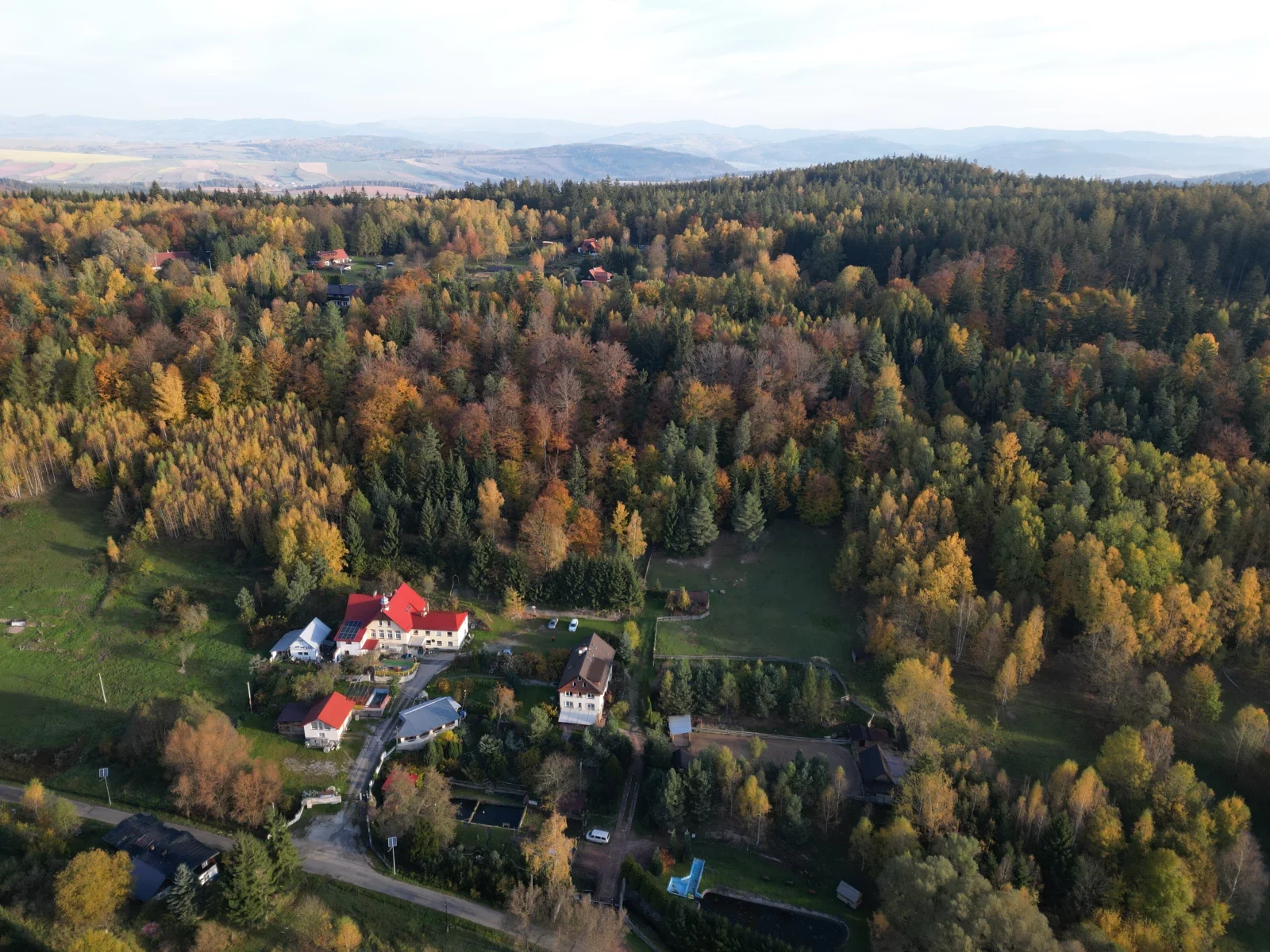 Jesień rozpieszcza nasze oczy paletą barw w Górach Stołowych
